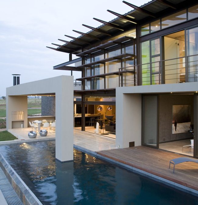 Perfect Blend of Indoor and Outdoor [Architecture]