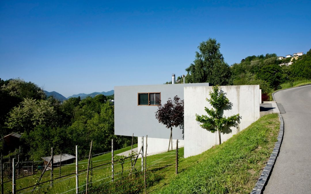 How to Maintain Your Exterior House Paint