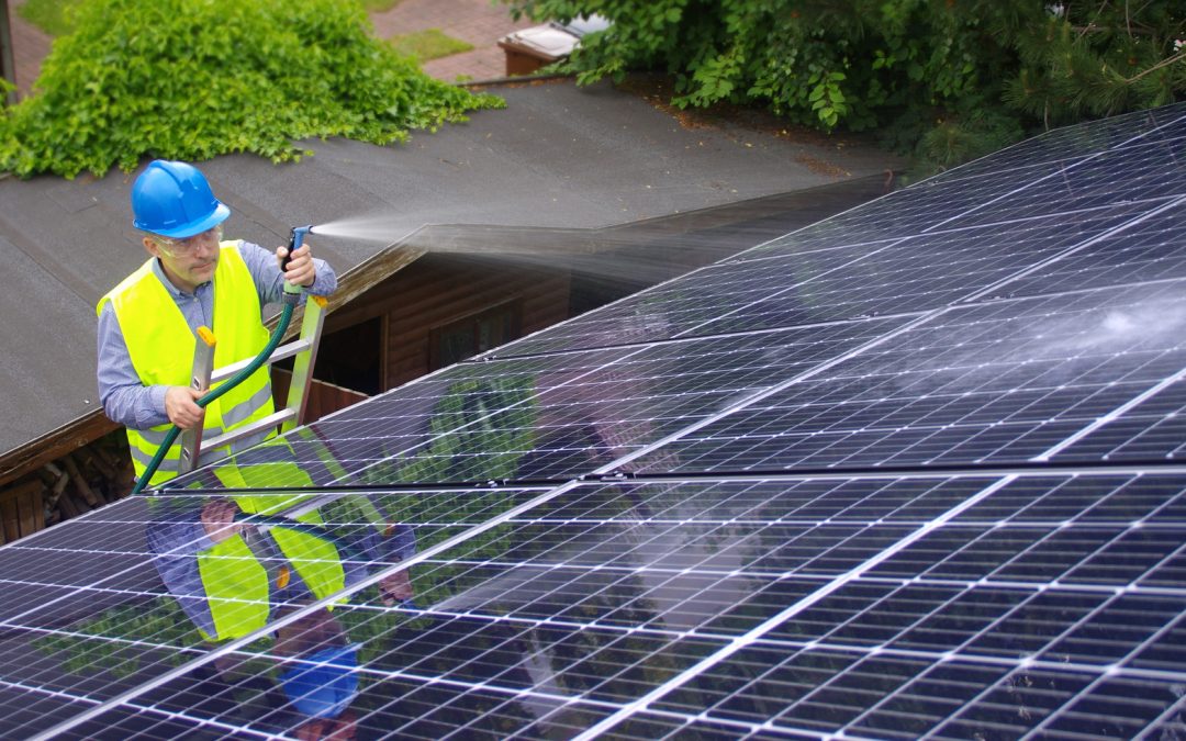 Solar Panel Cleaning: 7 Reasons Why You Should Consider It